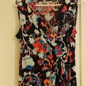 Sleeveless Floral wrap dress